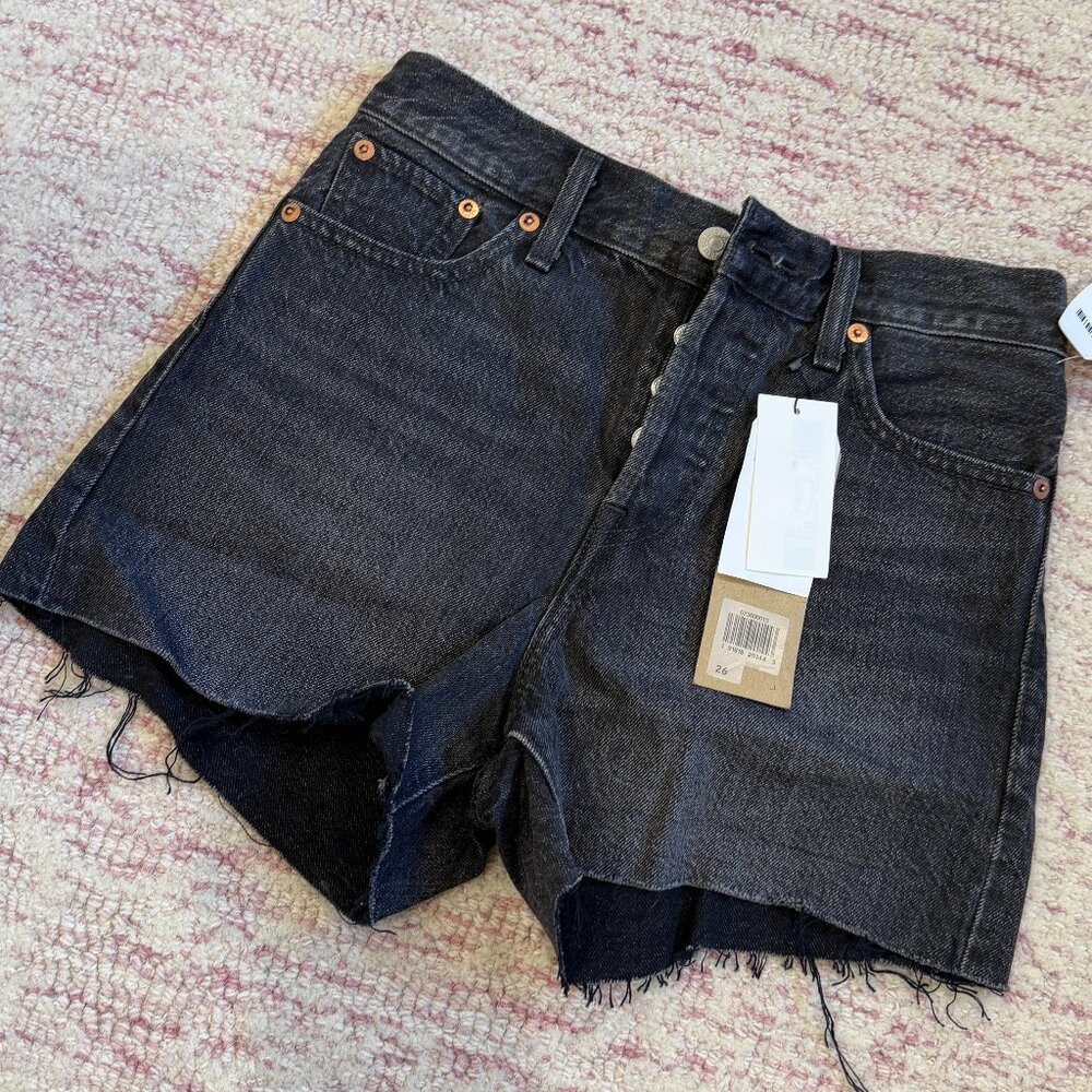 Levis Wedgie Short- Gray